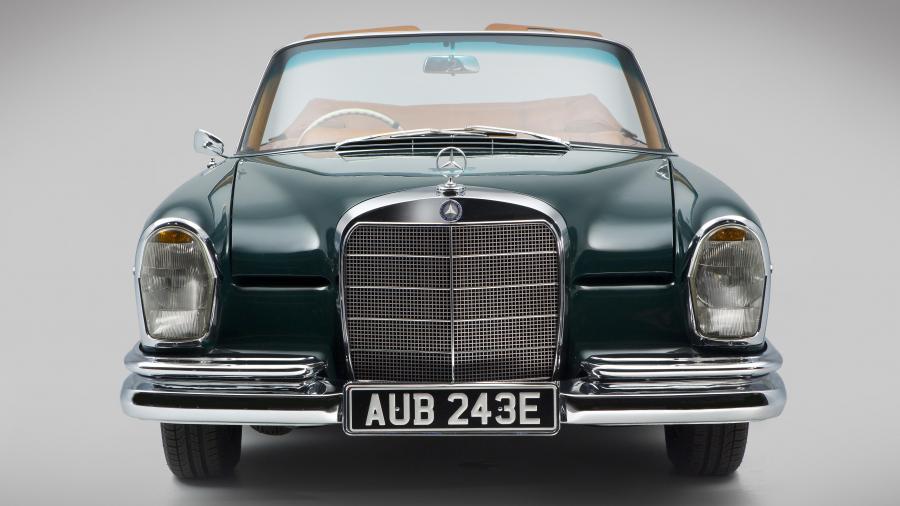  Mercedes-Benz 300 SE Cabriolet 1962 года  (UK) (фото 6 из 19)